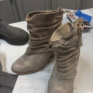 Daisy Fuentes Gray Heeled Boots with Rhinestone Accents